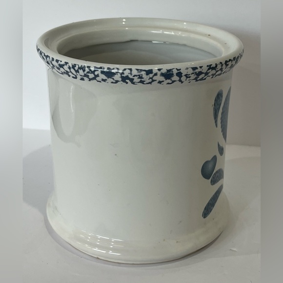 Jay Imports Blue Heart Corelle Coordinates Ceramic Canisters with Matching Plate - Picture 7 of 16